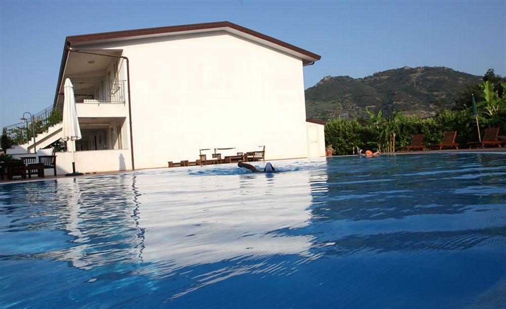 Medimare Residence Club Patti Exterior foto
